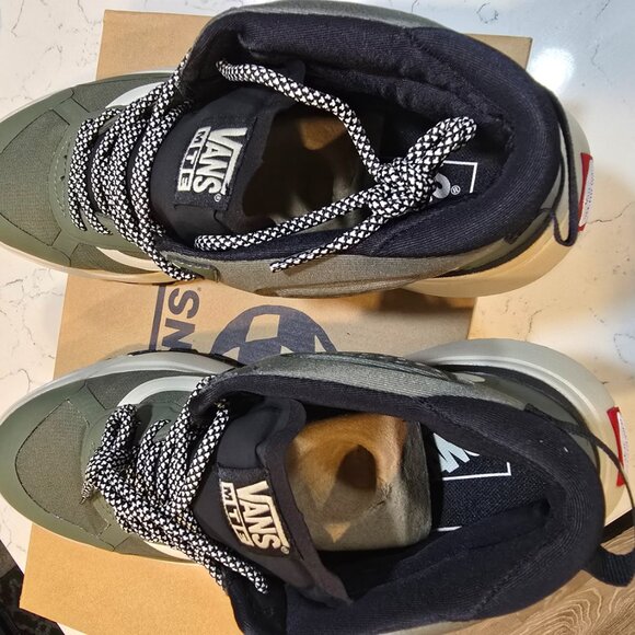 VANS MTE Crosspath Mid Shoe Hiking Sneaker GRAPE LEAF Trail SIZE 10.5 (10) NEW - Picture 7 of 16
